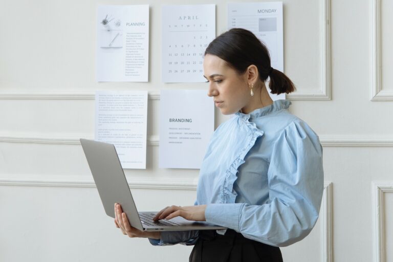 Making a Powerful Corporate Blog: 5 Tips for Business Blogging Success